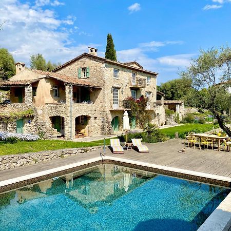 Bed and Breakfast L'Effrontee Tourrettes-sur-Loup Exteriér fotografie